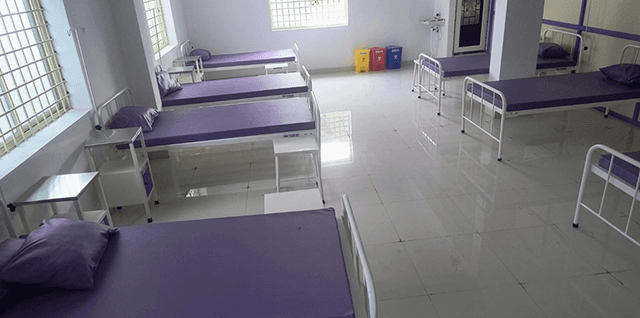 Best hospital in H D Kote, CurePlus Hospital patient ward